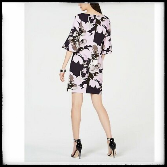 Beautiful Vince Camuto Floral Bell Sleeve Dress - Picture 4 of 8